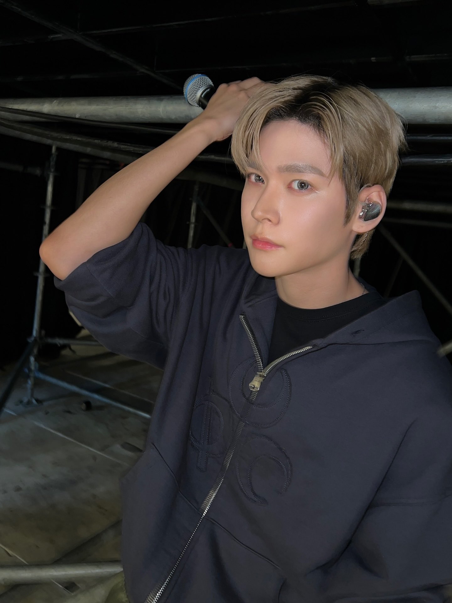 Behind-the-scenes cut of Eunseok (RIIZE)