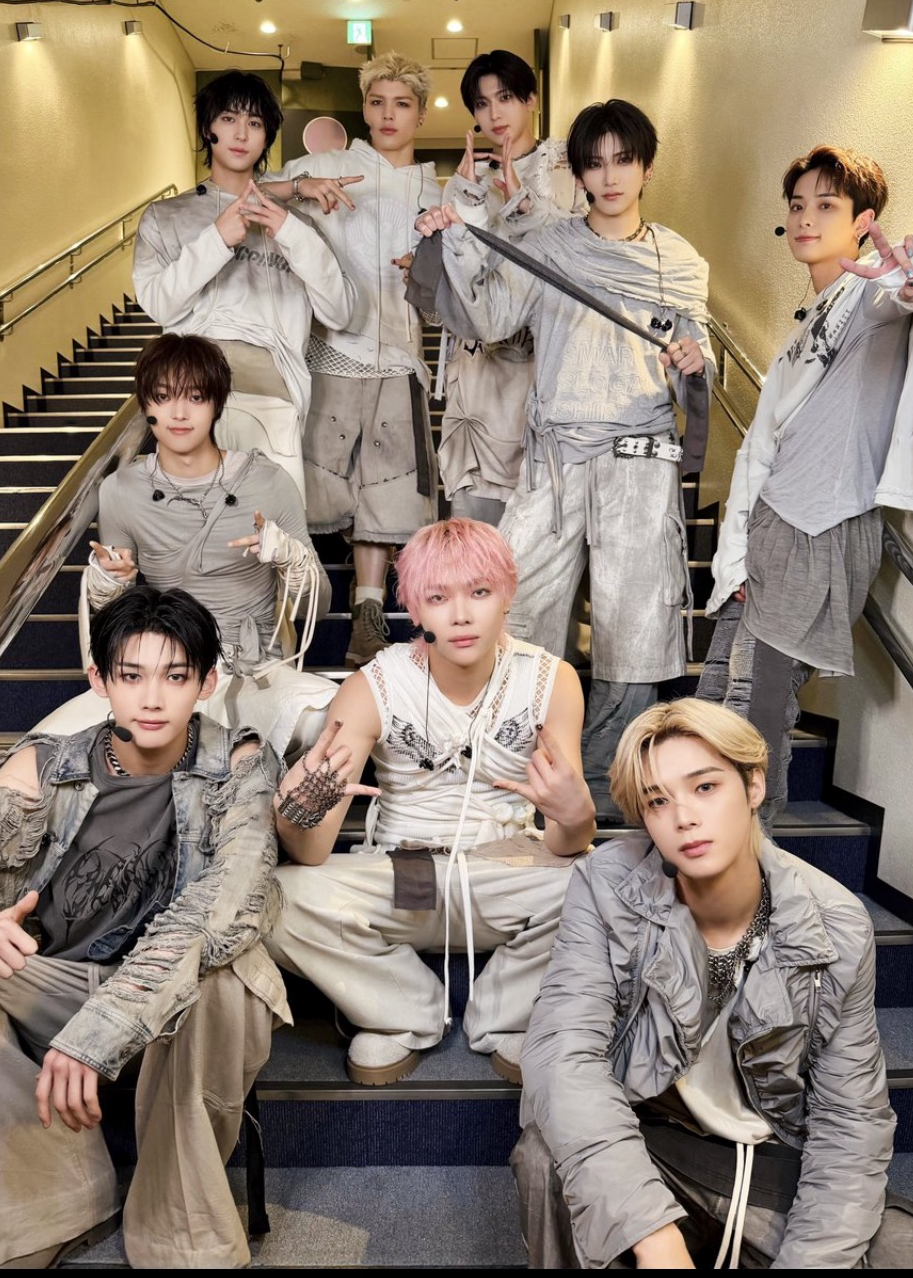 Latest photo of &TEAM