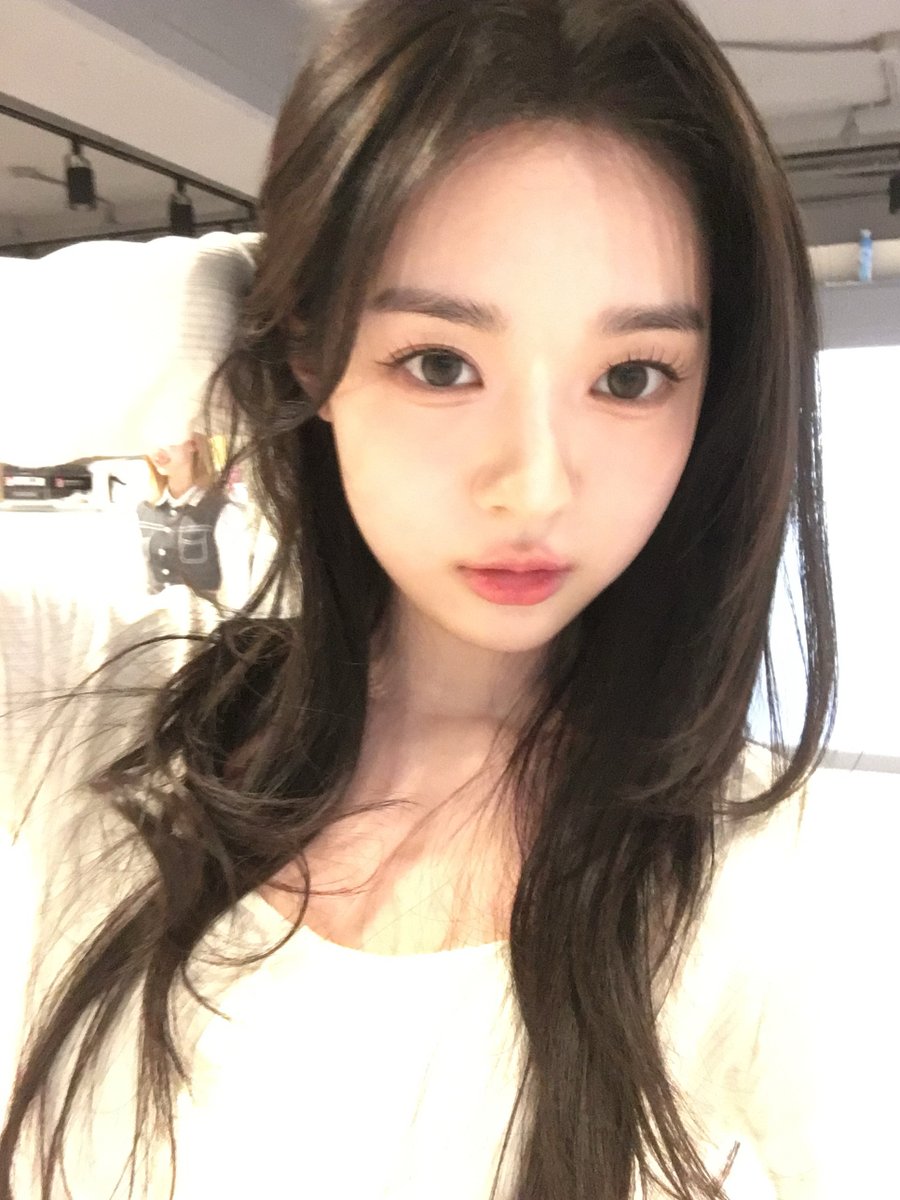 Recent activity shot of tripleS