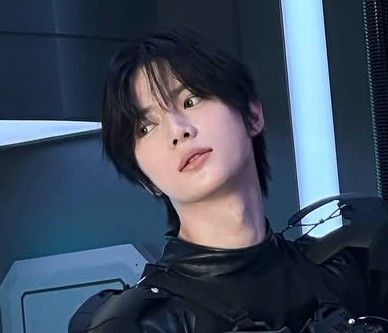 Recent activity shot of Beomgyu (TOMORROW X TOGETHER)