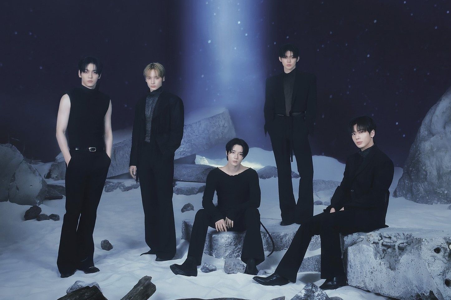 투모로우바이투게더 최근 활동샷