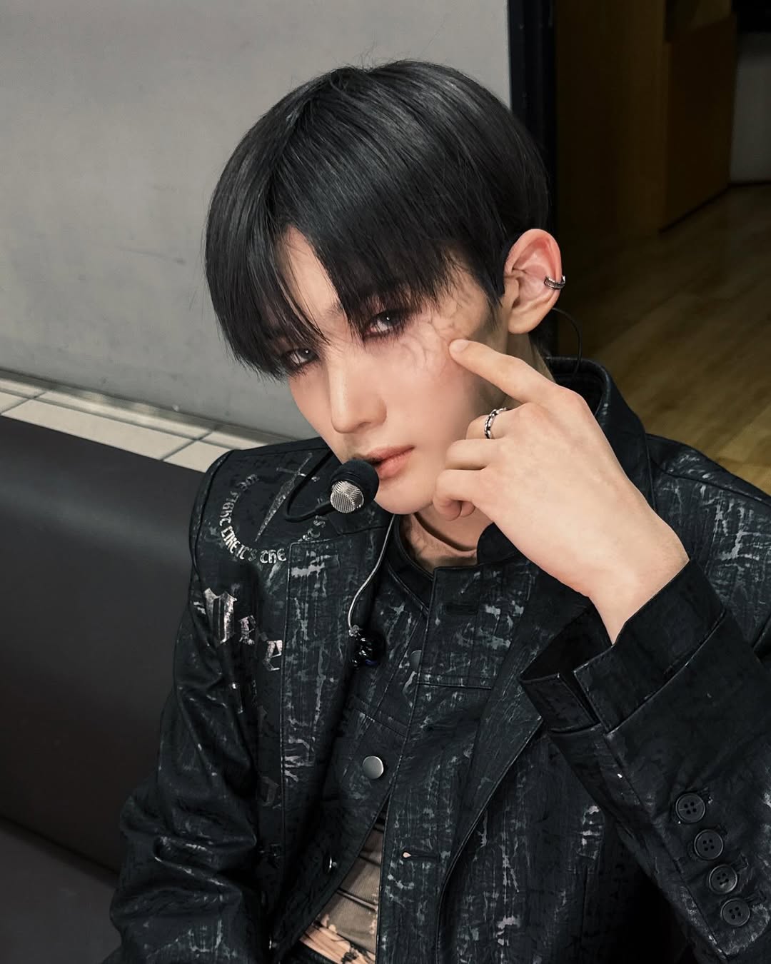 Behind-the-scenes cut of Jo (&TEAM)