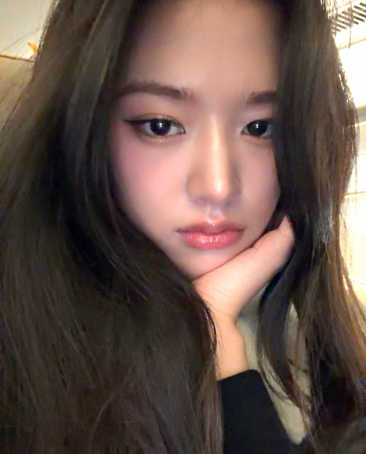 Behind-the-scenes cut of An Yujin (IVE)