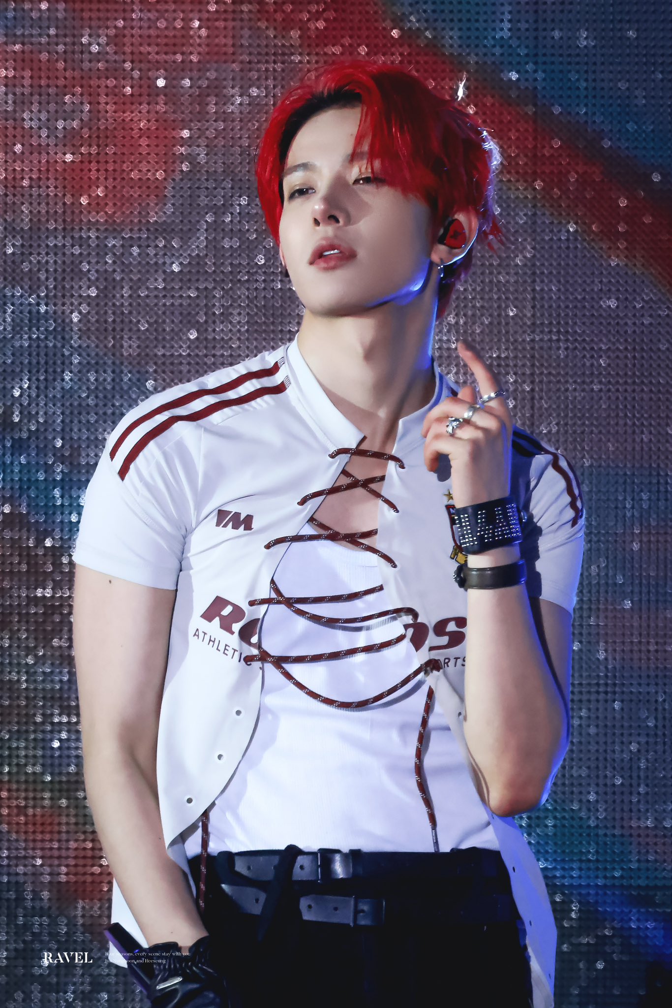 Latest photo of Heeseung (ENHYPEN)