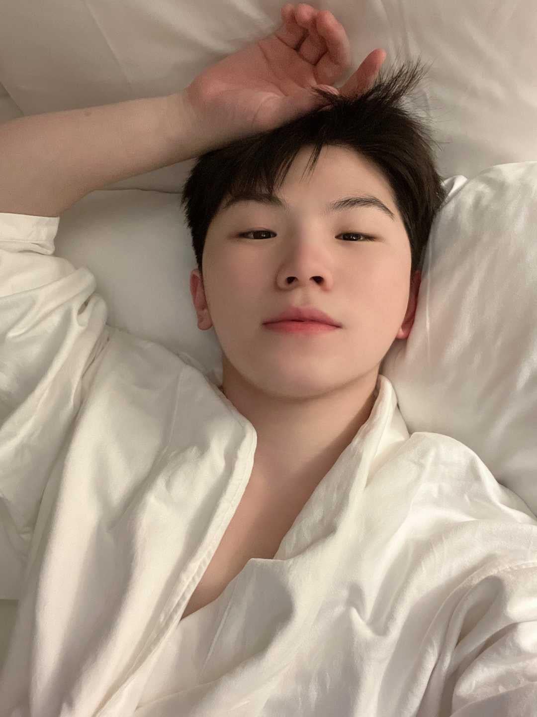 우지 (세븐틴)의 최신 사진