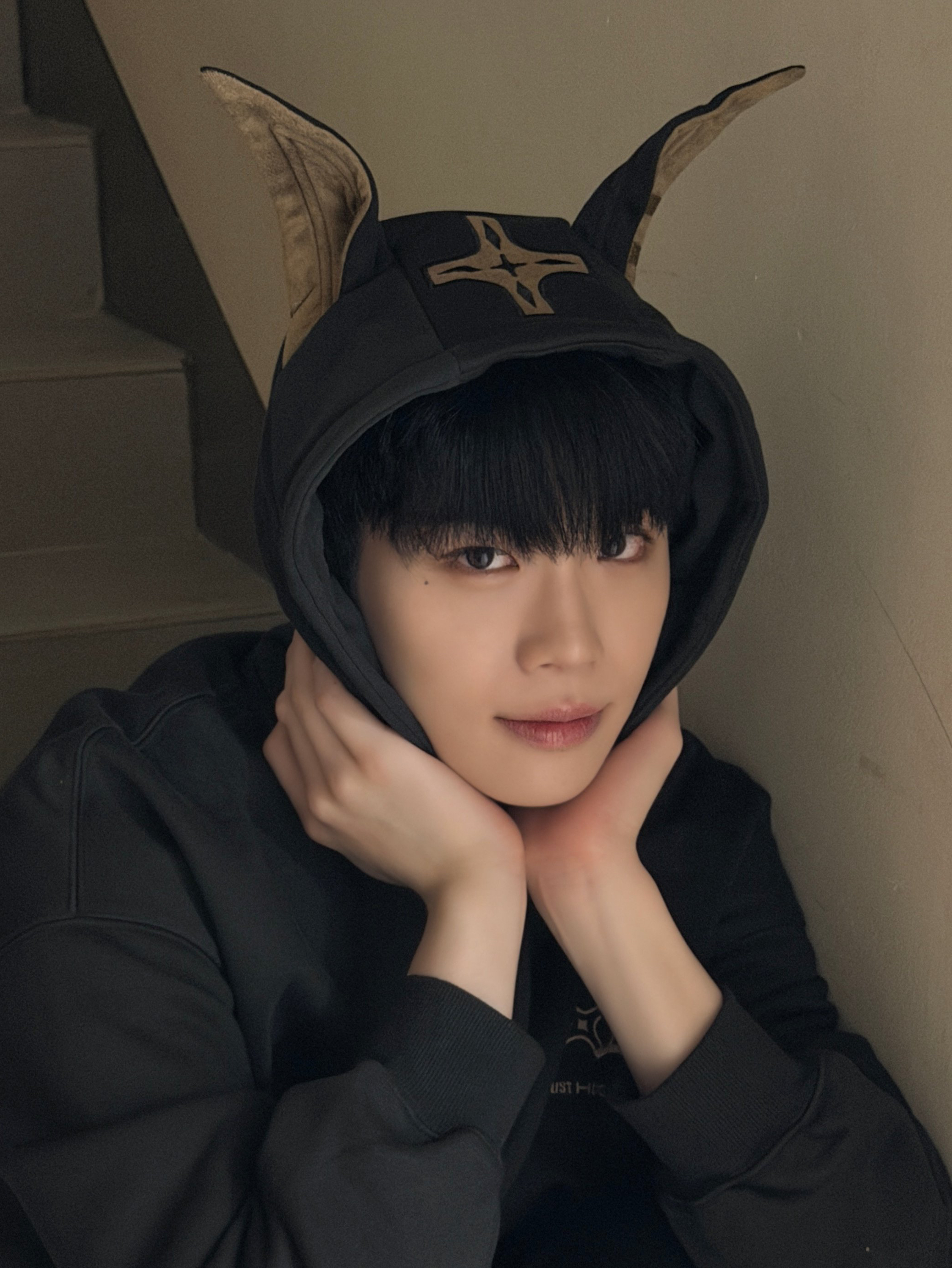 Recent activity shot of Kim Taerae (ZEROBASEONE)