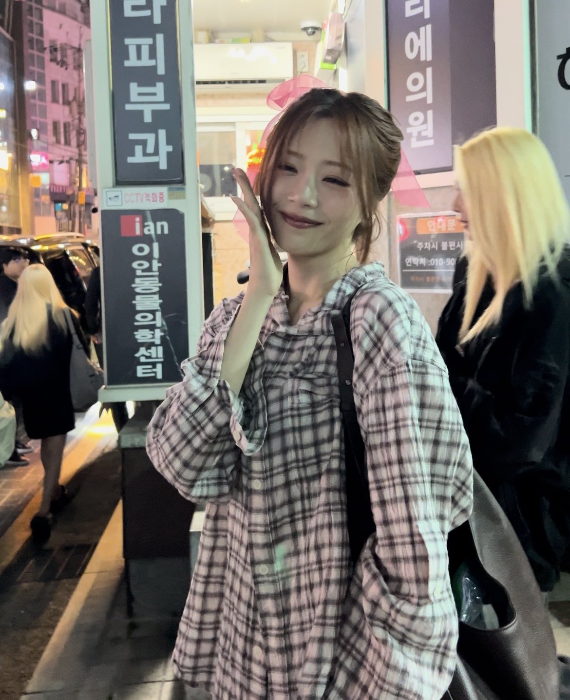 Behind-the-scenes cut of JI U (DREAMCATCHER)