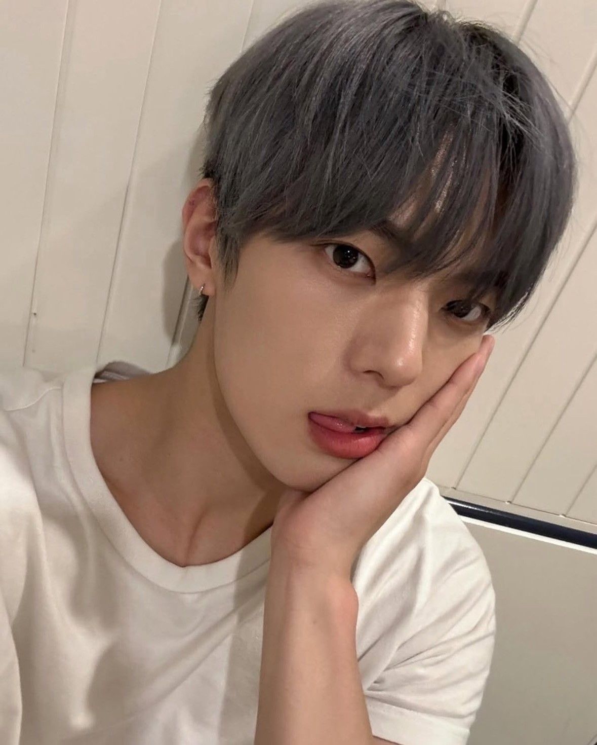 Recent activity shot of LEEJEONG (WHIB)