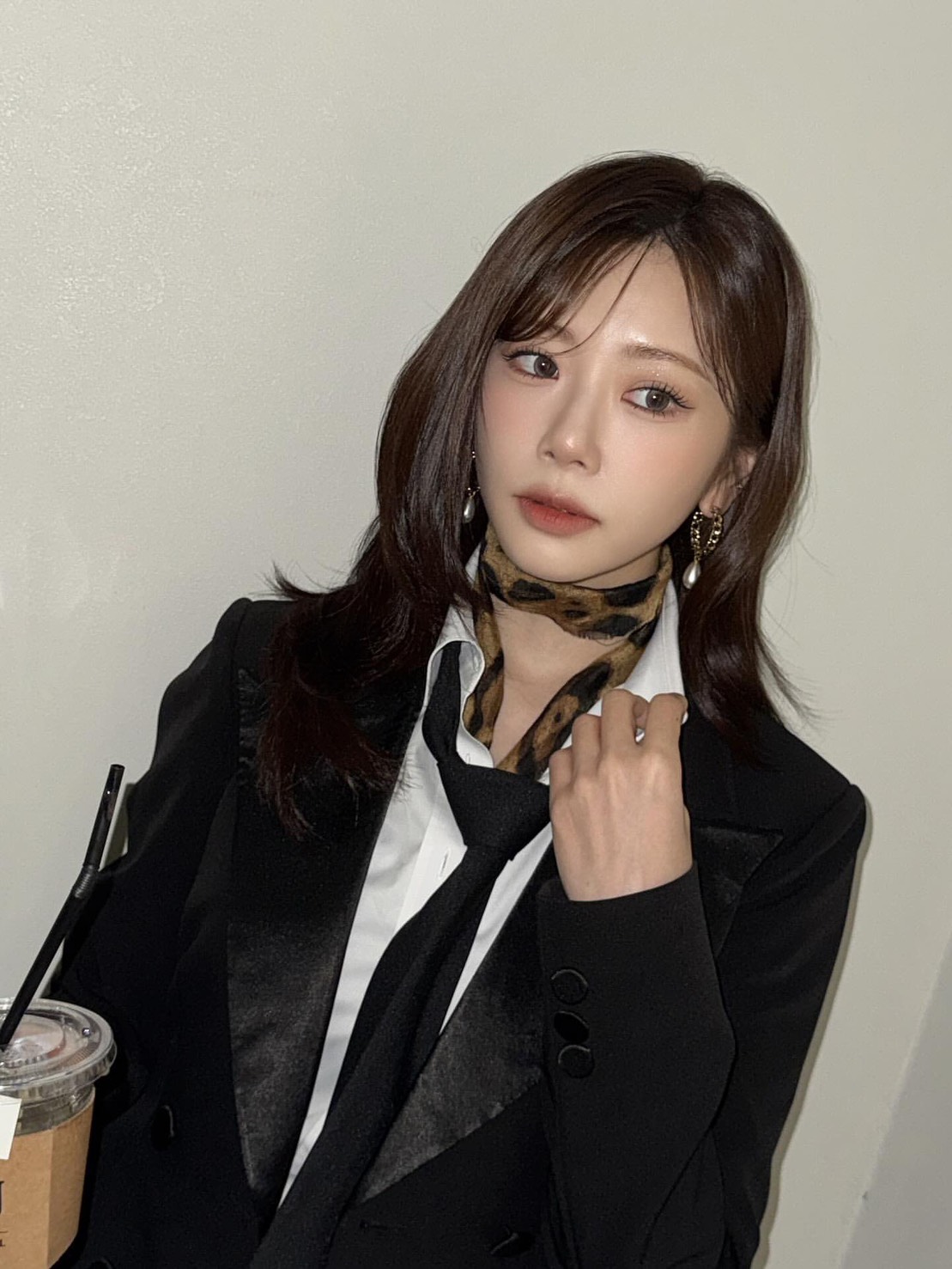 Behind-the-scenes cut of JI U (DREAMCATCHER)