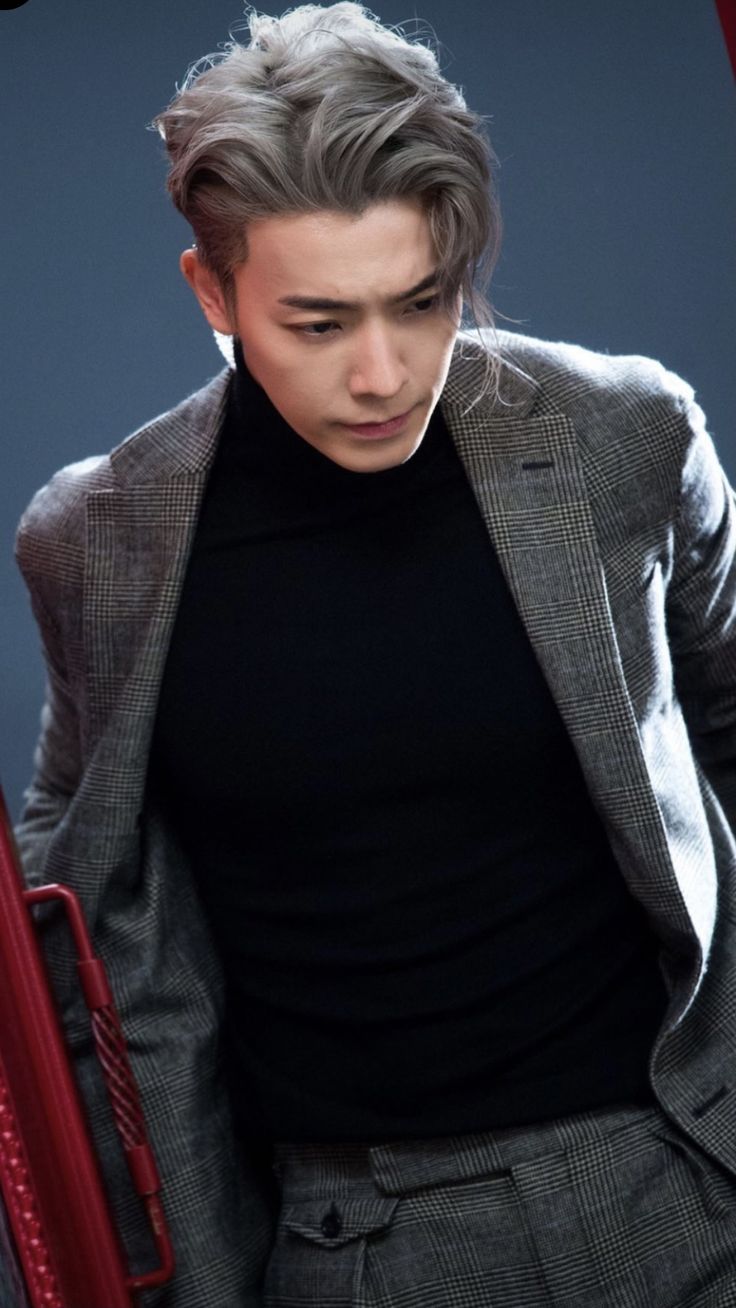 Today's most popular wallpaper in the Donghae (Super Junior) community