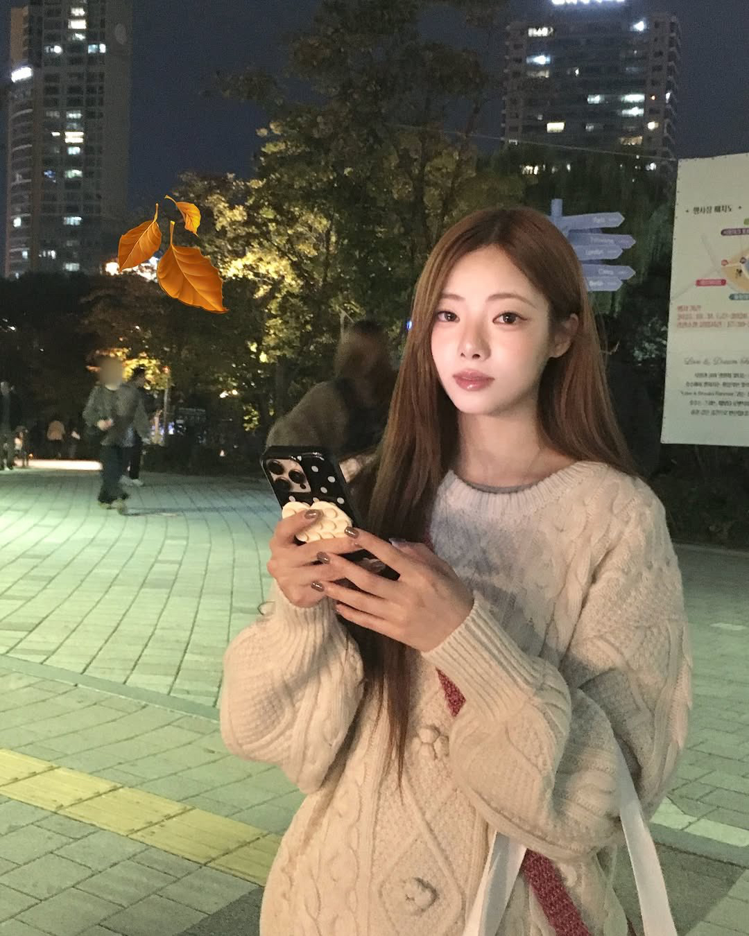 A moment captured by PURPLE K!SS's fan