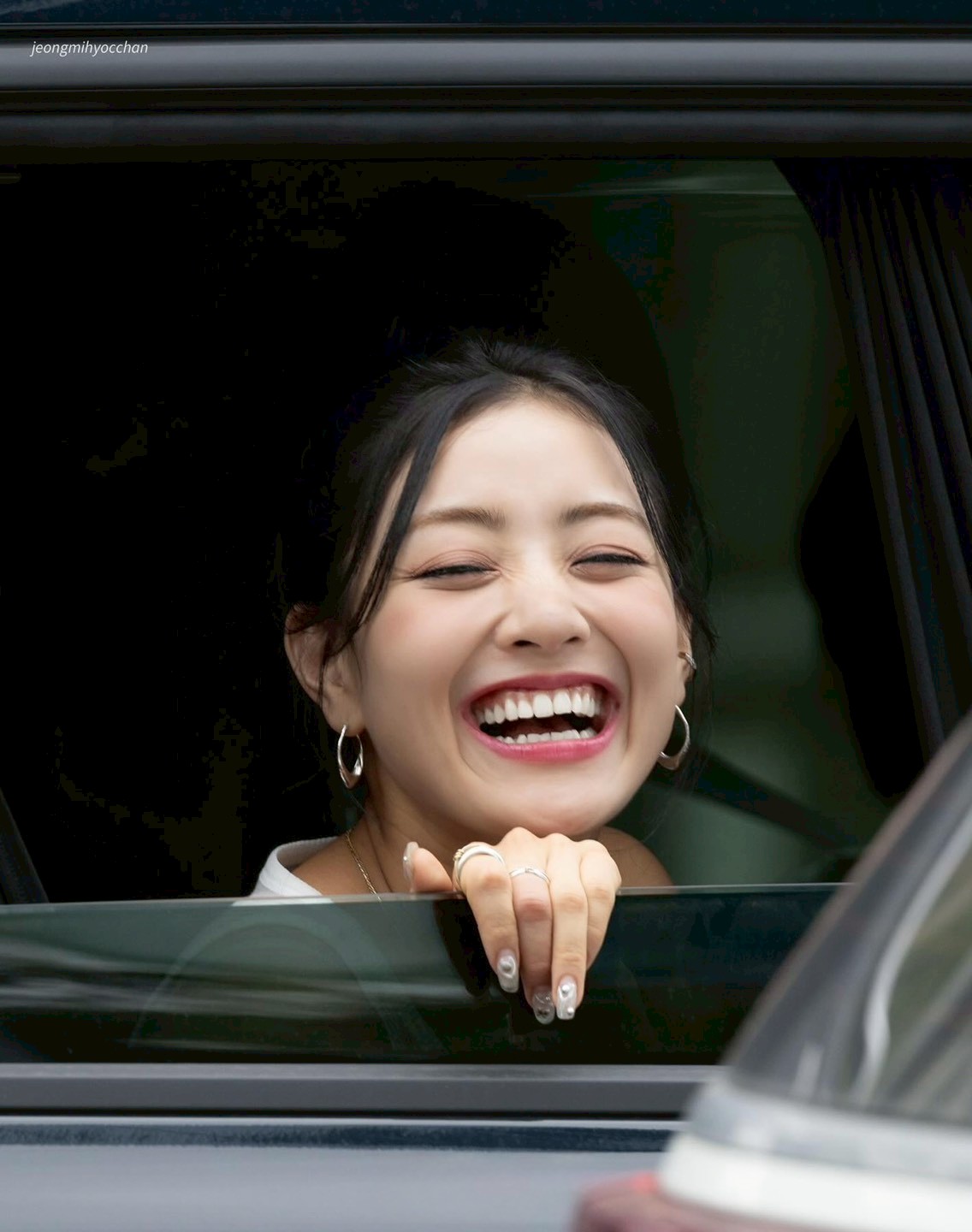 志效 (TWICE)的幕後花絮