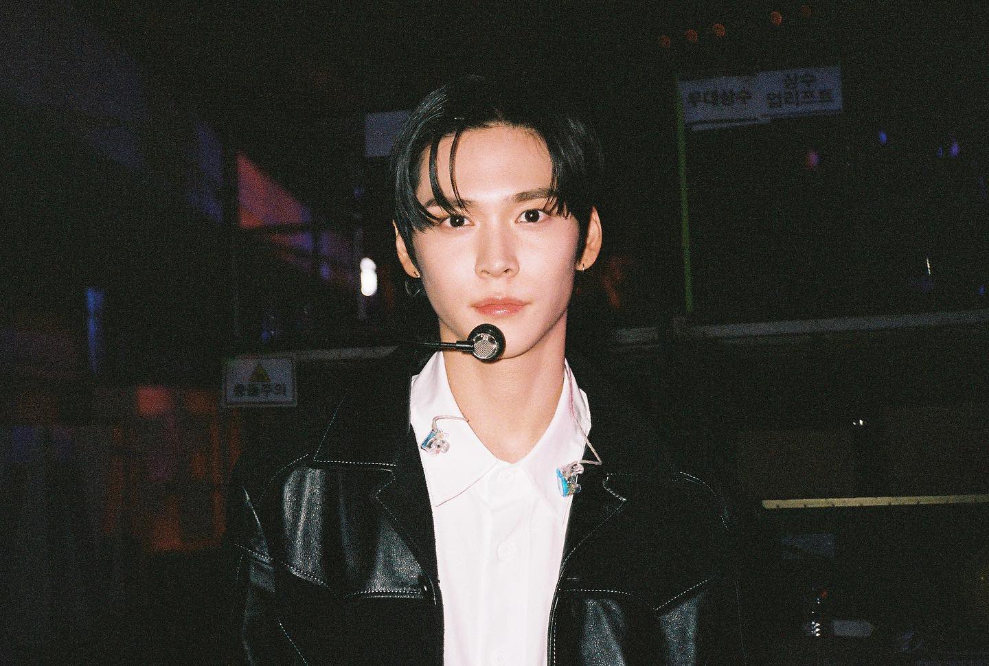 Recent activity shot of Eunseok (RIIZE)