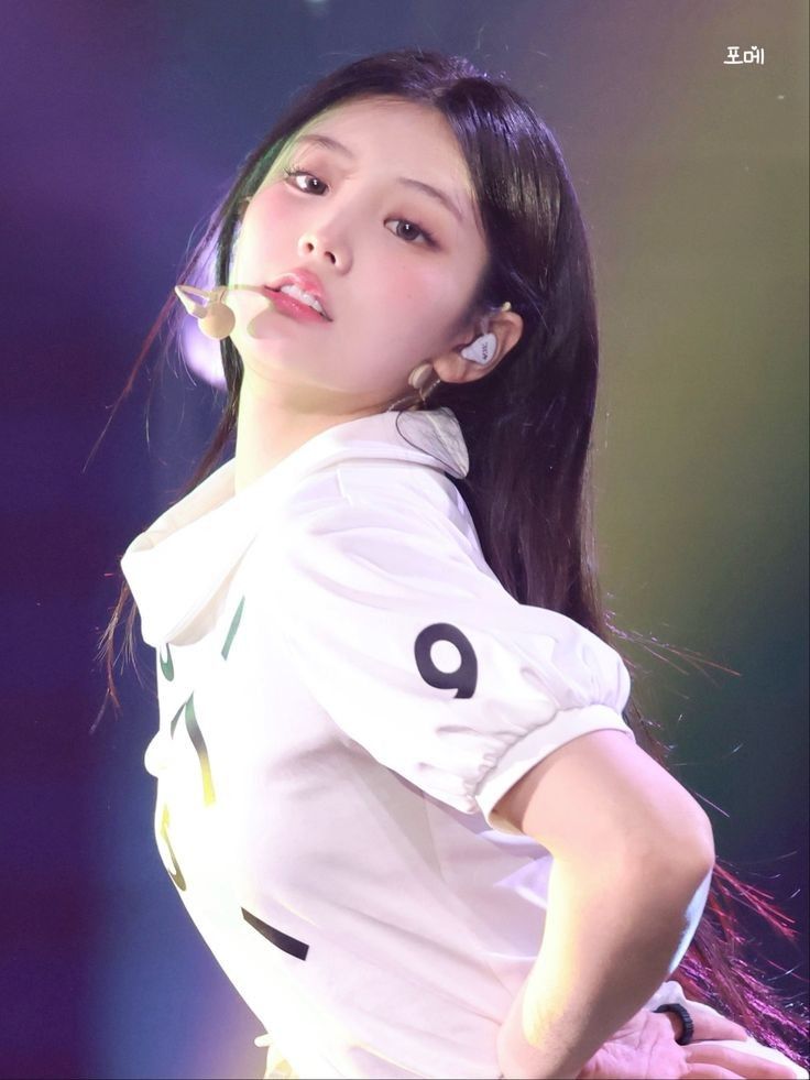 沅禧 (ILLIT)的幕后花絮