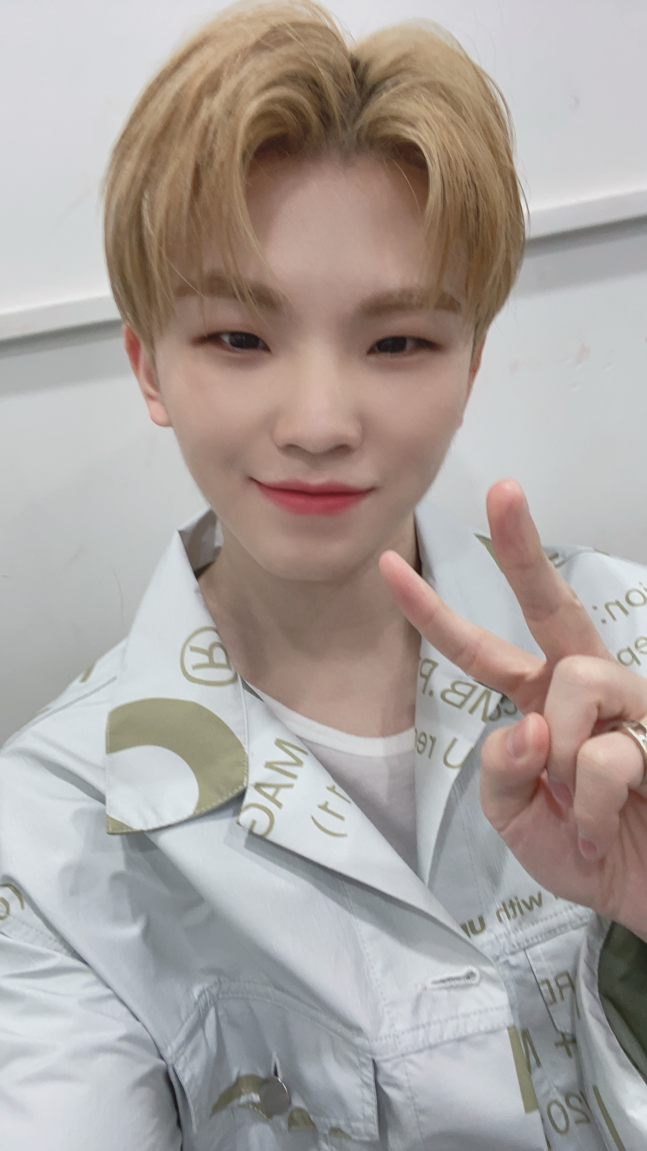 Latest photo of Woozi (SEVENTEEN)