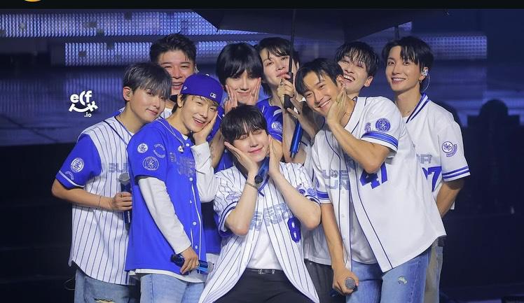 Behind-the-scenes cut of Super Junior