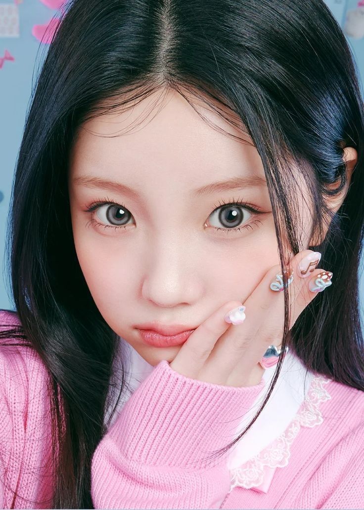 Latest photo of Wonhee (ILLIT)