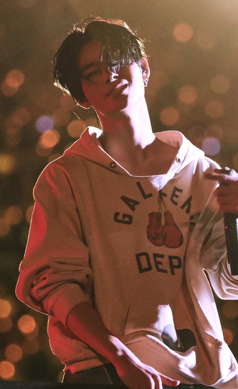 ニキ (ENHYPEN)の舞台裏ショット