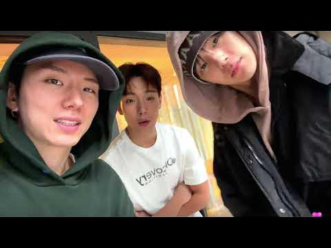 Behind-the-scenes cut of Shownu (MONSTA X)