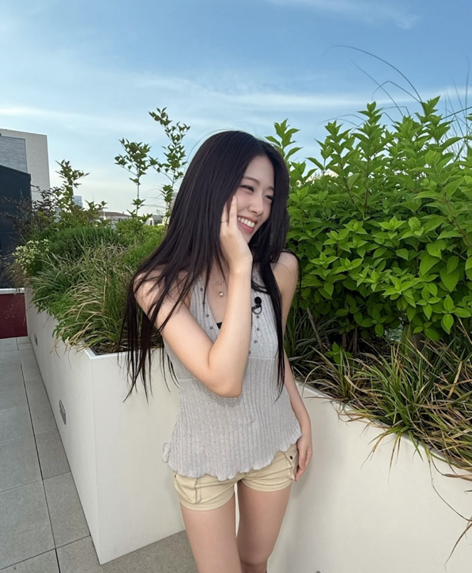 Latest photo of An Yujin (IVE)