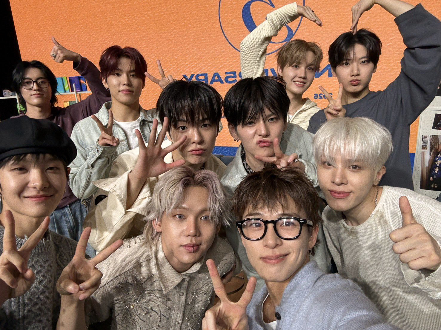 Behind-the-scenes cut of TREASURE