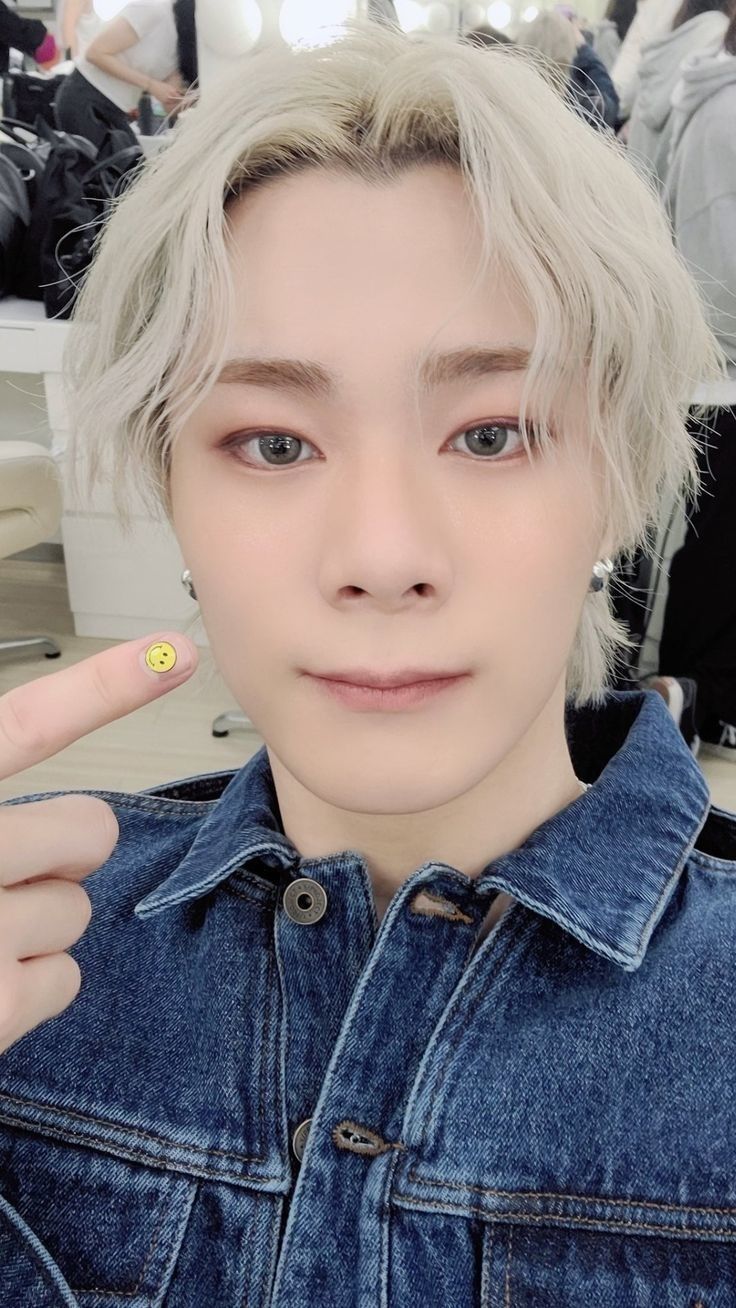 Fandom-recommended wallpaper image of Moonbin (ASTRO)