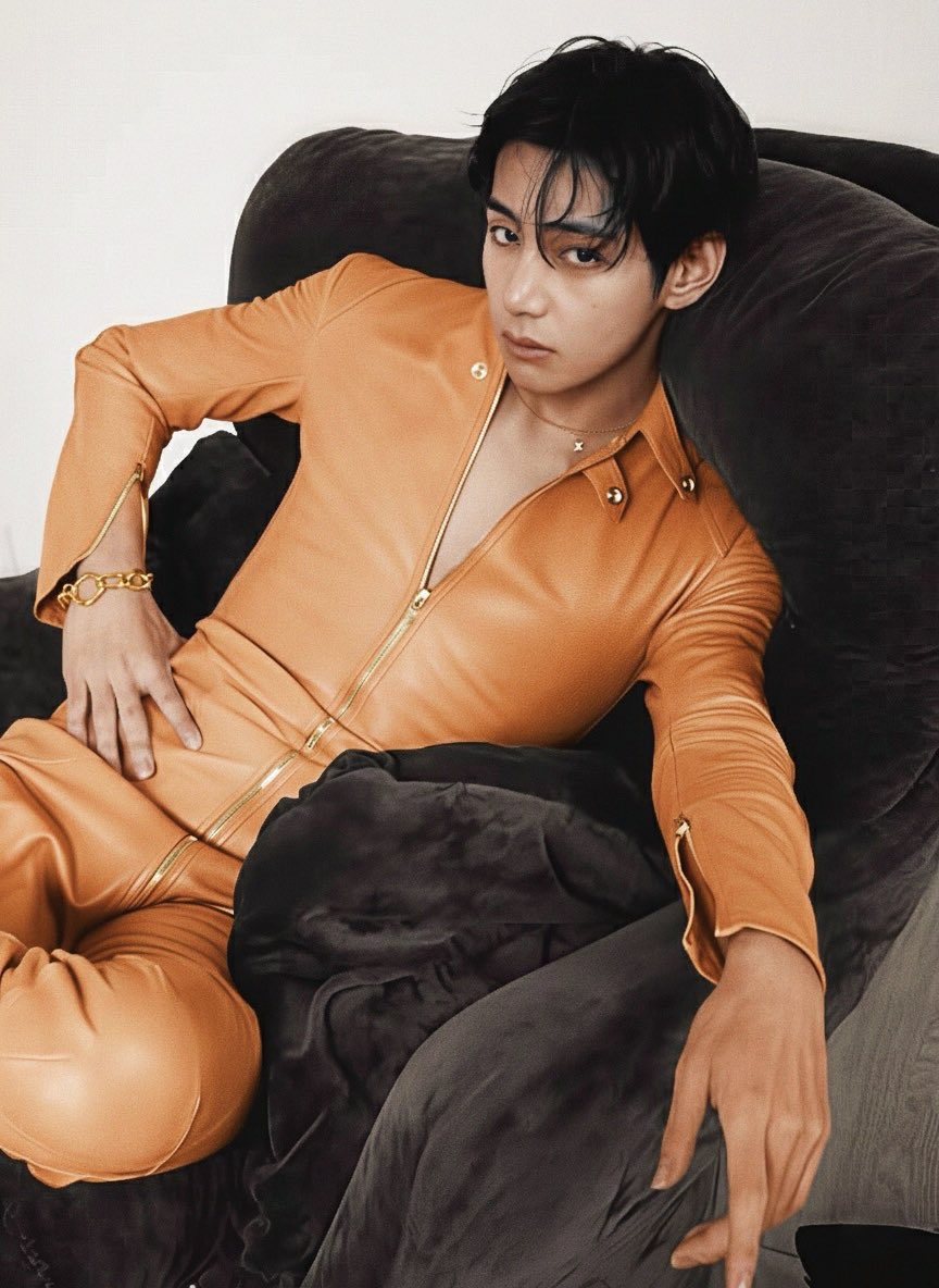 뷔 (방탄소년단) 최근 활동샷