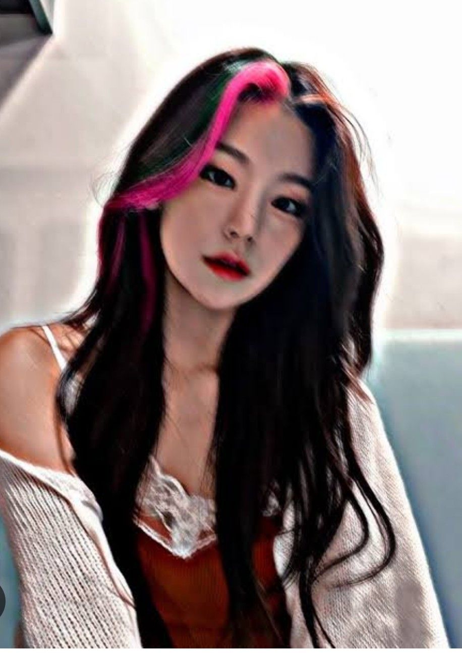 Latest photo of Yeji (ITZY)