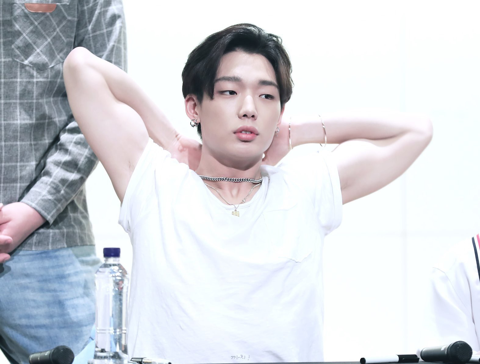 Latest photo of BOBBY (iKON)