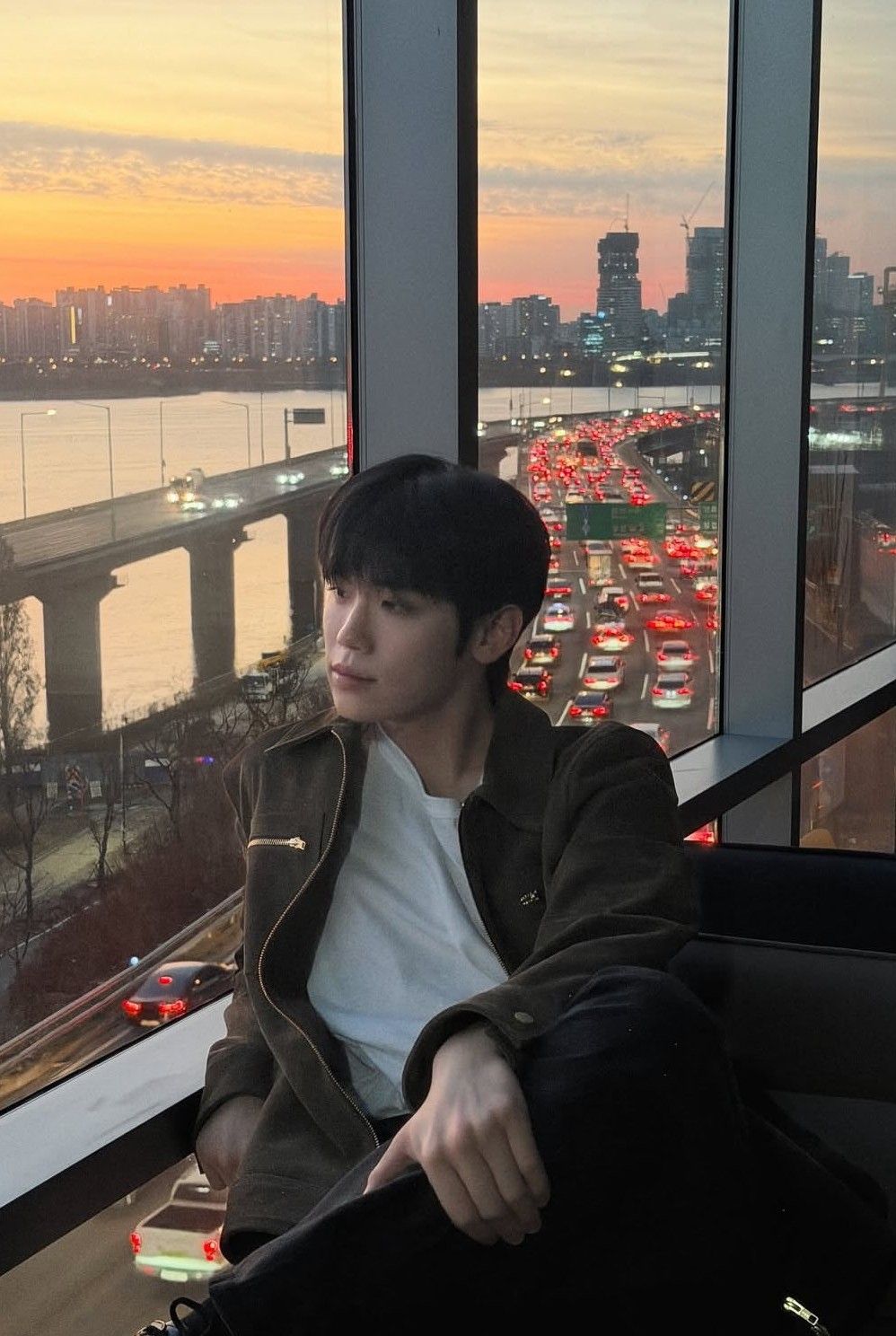 A moment captured by Kim Taerae (ZEROBASEONE)'s fan