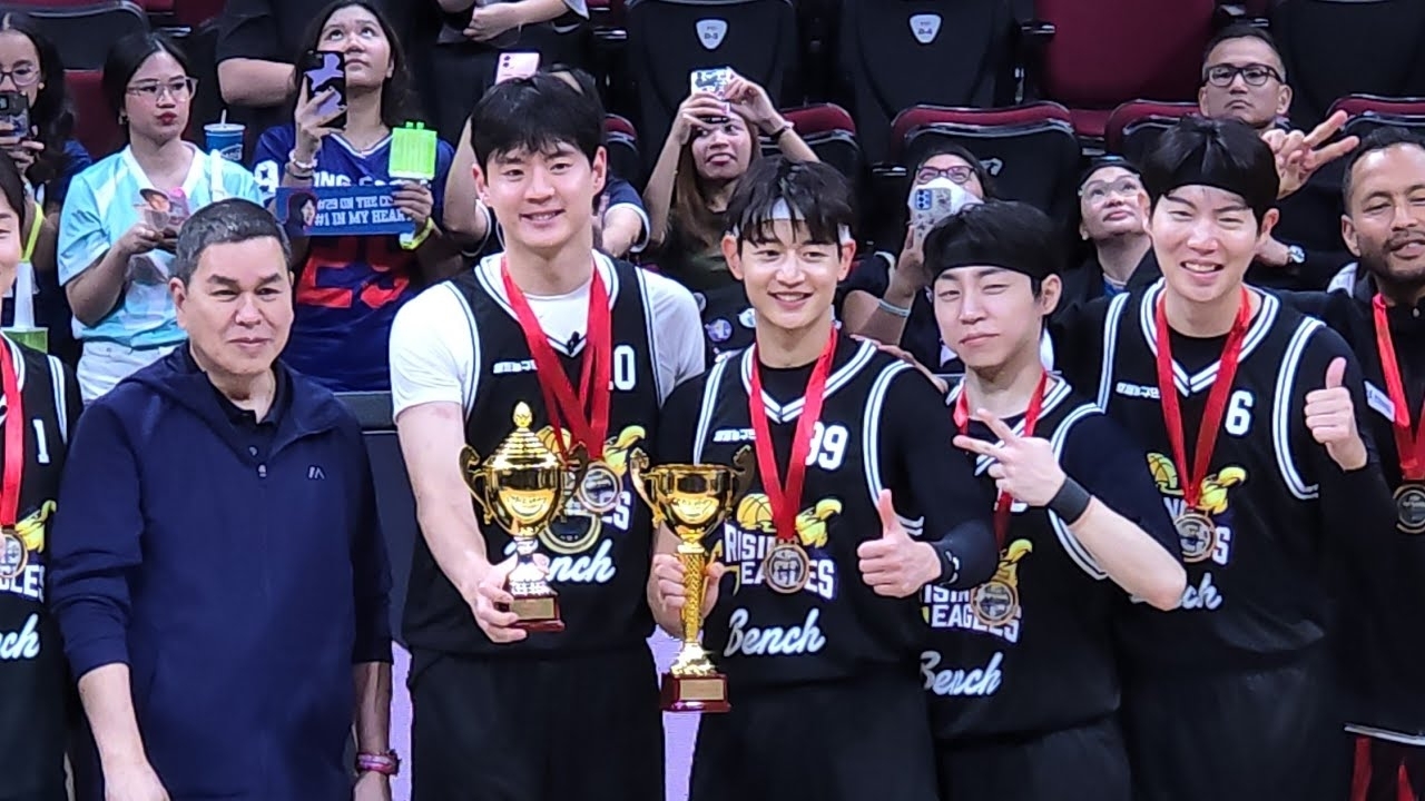 Behind-the-scenes cut of Minho (SHINee)