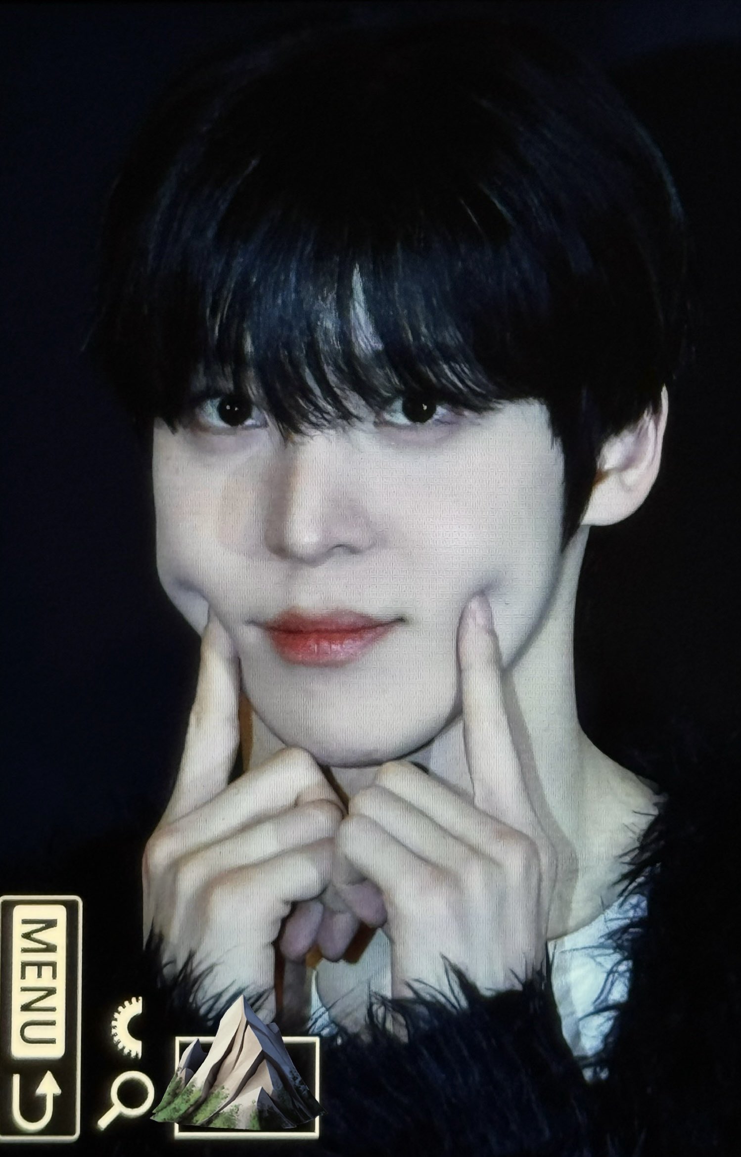 Behind-the-scenes cut of Yunho (ATEEZ)