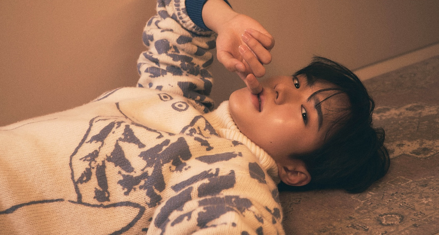 Behind-the-scenes cut of Kim Junseo (ALPHA DRIVE ONE)