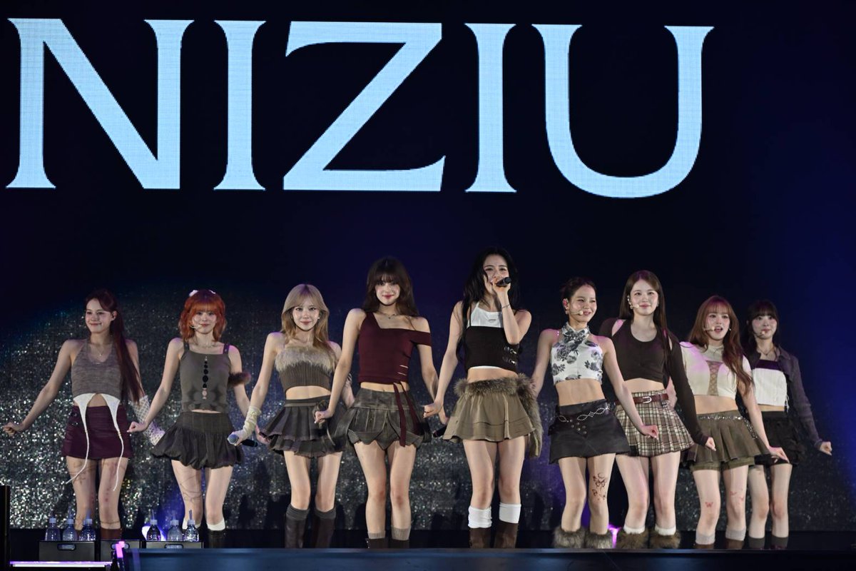 Latest photo of NiziU