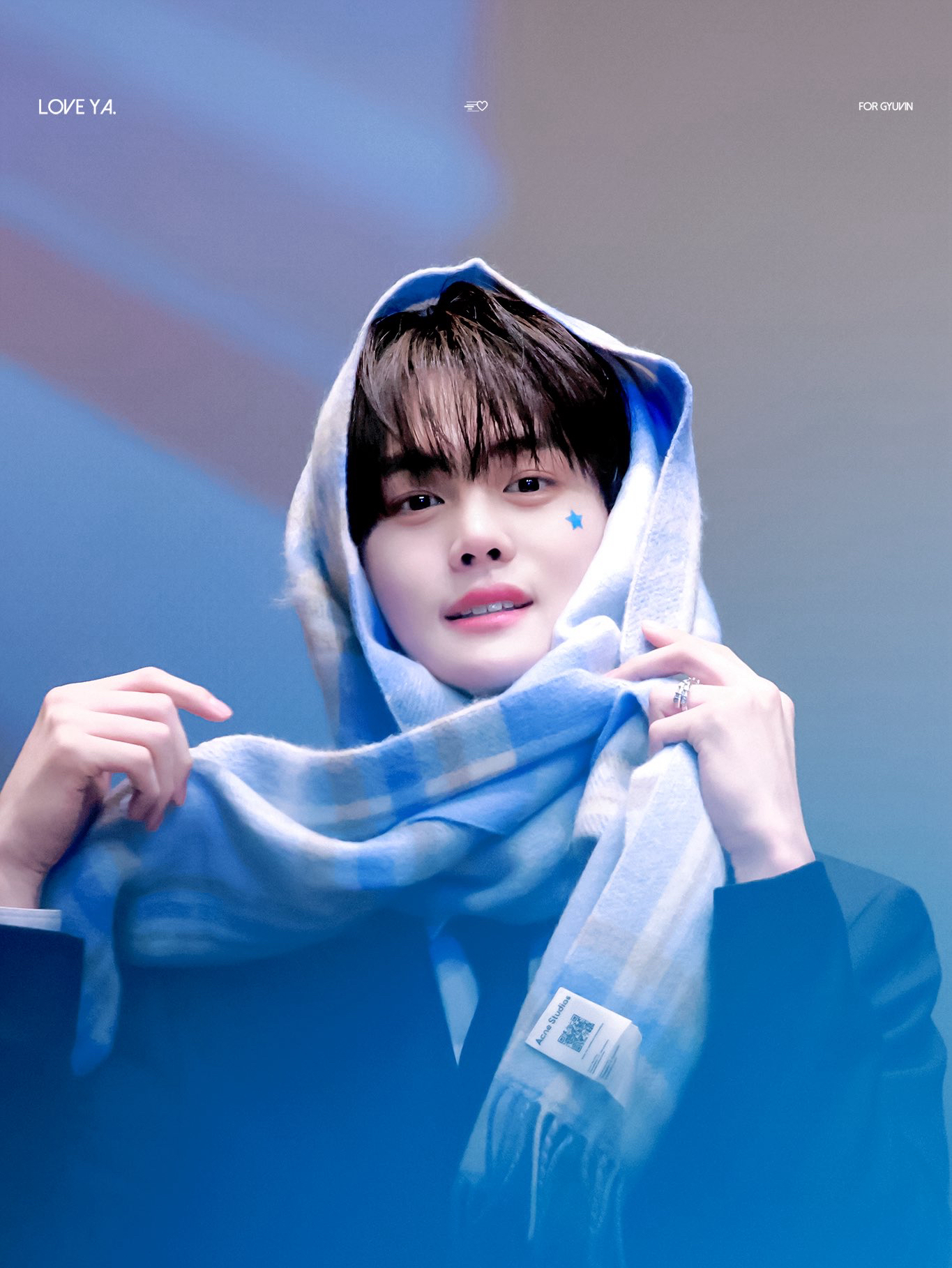 キム・ギュビン (ZEROBASEONE)の舞台裏ショット