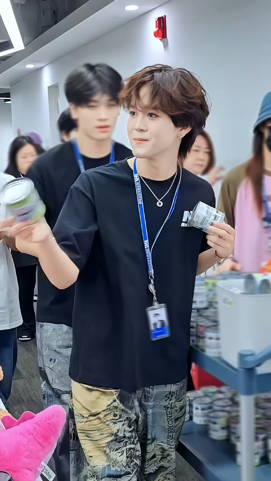 Today's most popular wallpaper in the THI-O (NexT1DE) community