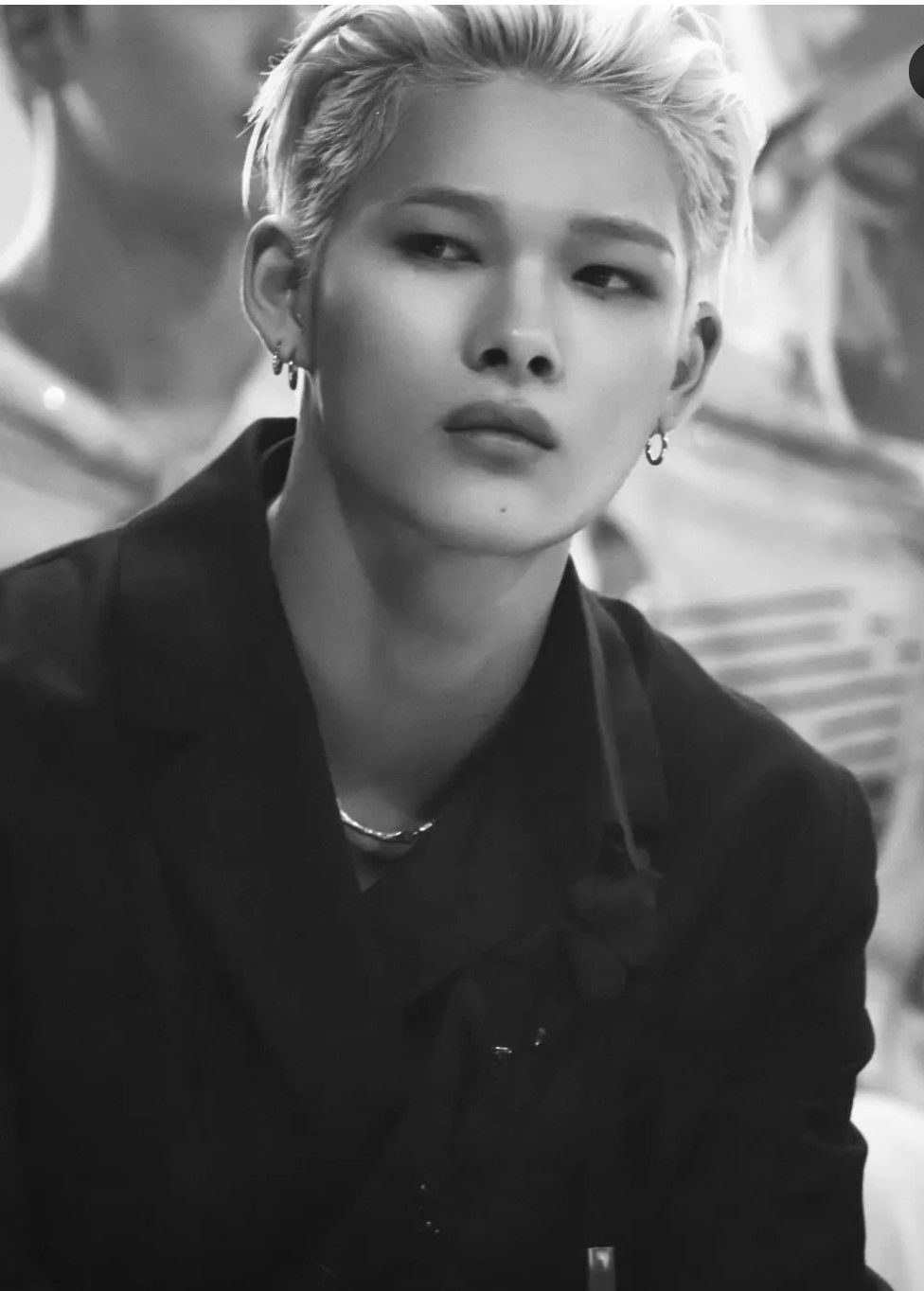 Foto aktivitas terbaru NI-KI (ENHYPEN)