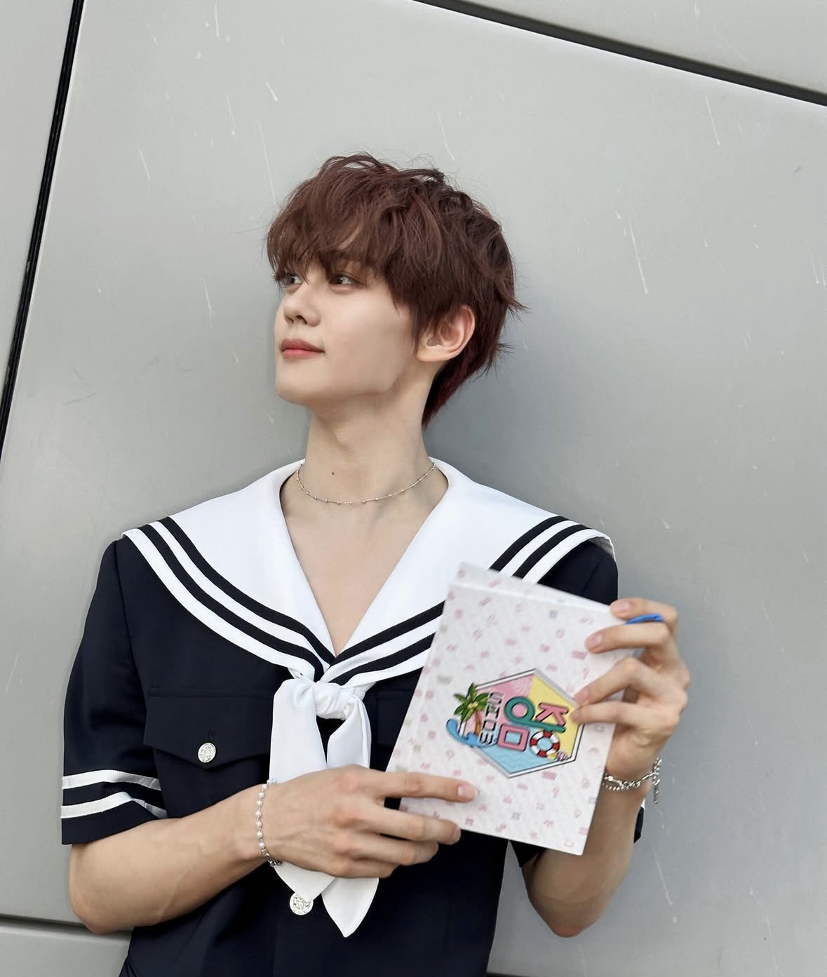 A moment captured by Kim Gyuvin (ZEROBASEONE)'s fan