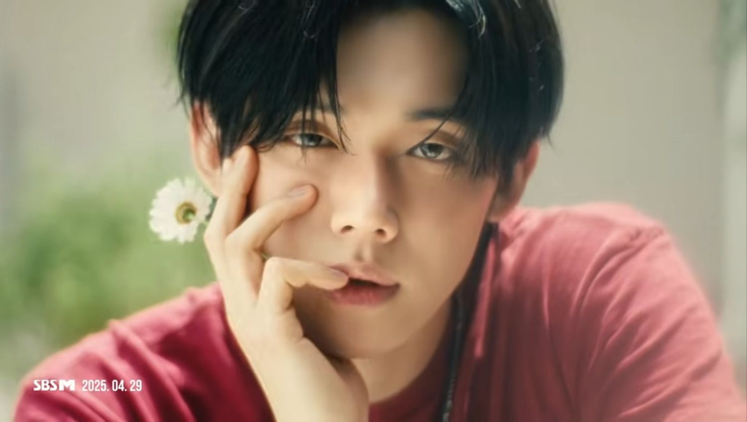 Latest photo of Yeonjun (TOMORROW X TOGETHER)