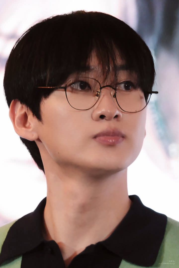 Latest photo of Eunhyuk (Super Junior)