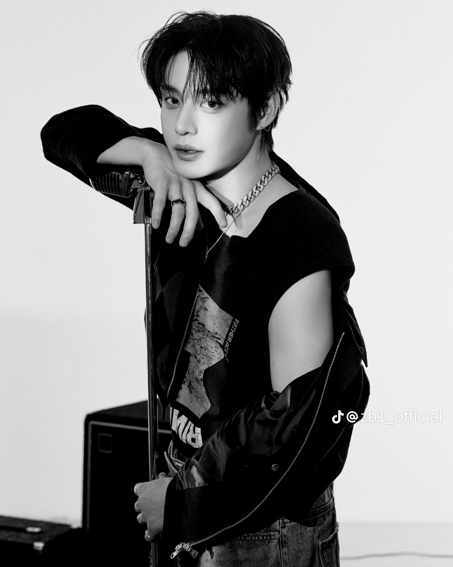 zerobaseone zb1 ゼベワン キムジウン ジウン everline