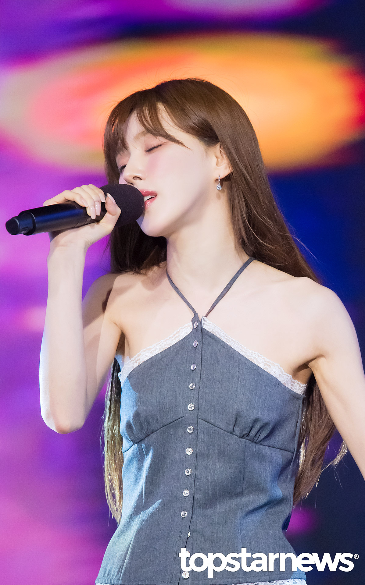Recent activity shot of Wendy (Red Velvet)