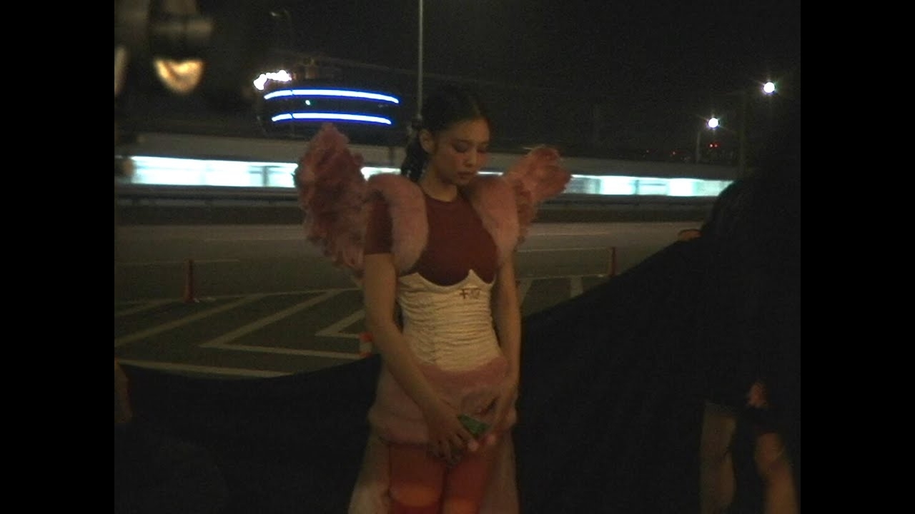 Behind-the-scenes cut of Jennie (BLACKPINK)