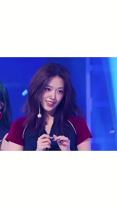 Fan-made special wallpaper for An Yujin (IVE)