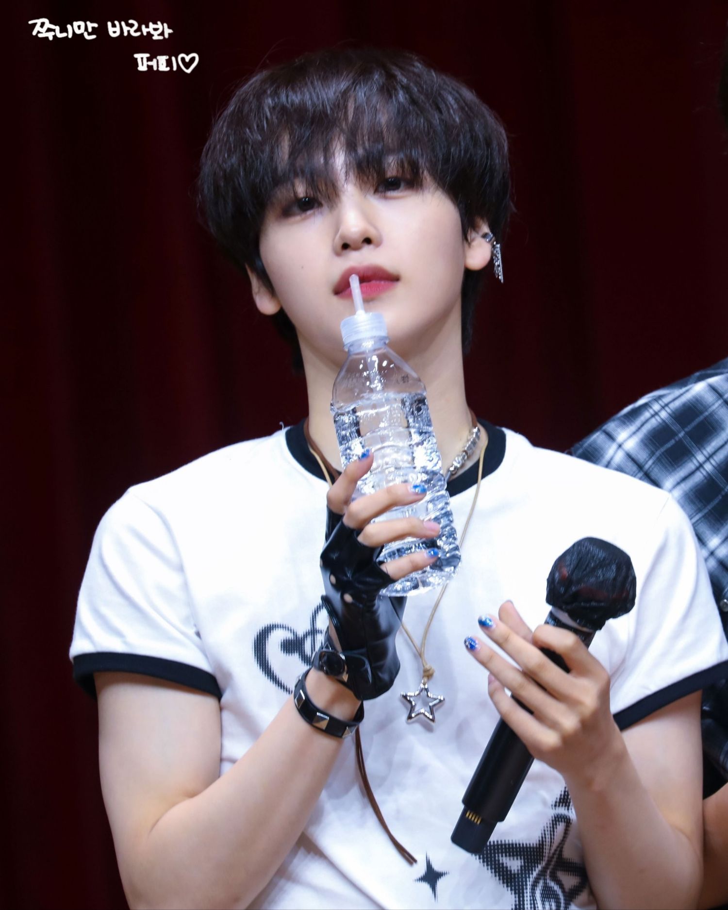 형준 (CRAVITY) 팬이 찍은 순간