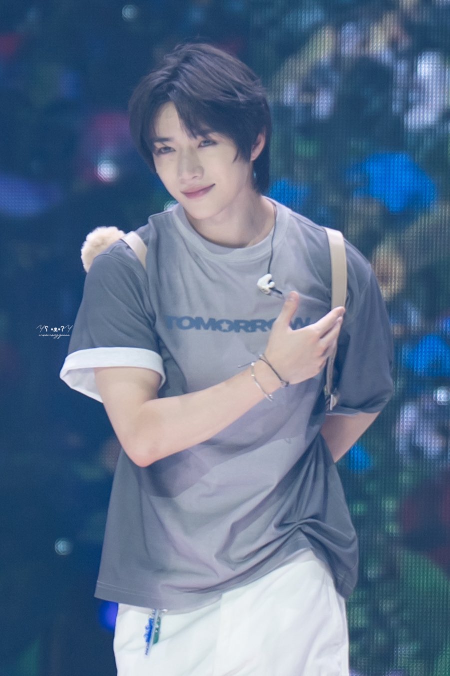 A moment captured by Beomgyu (TOMORROW X TOGETHER)'s fan
