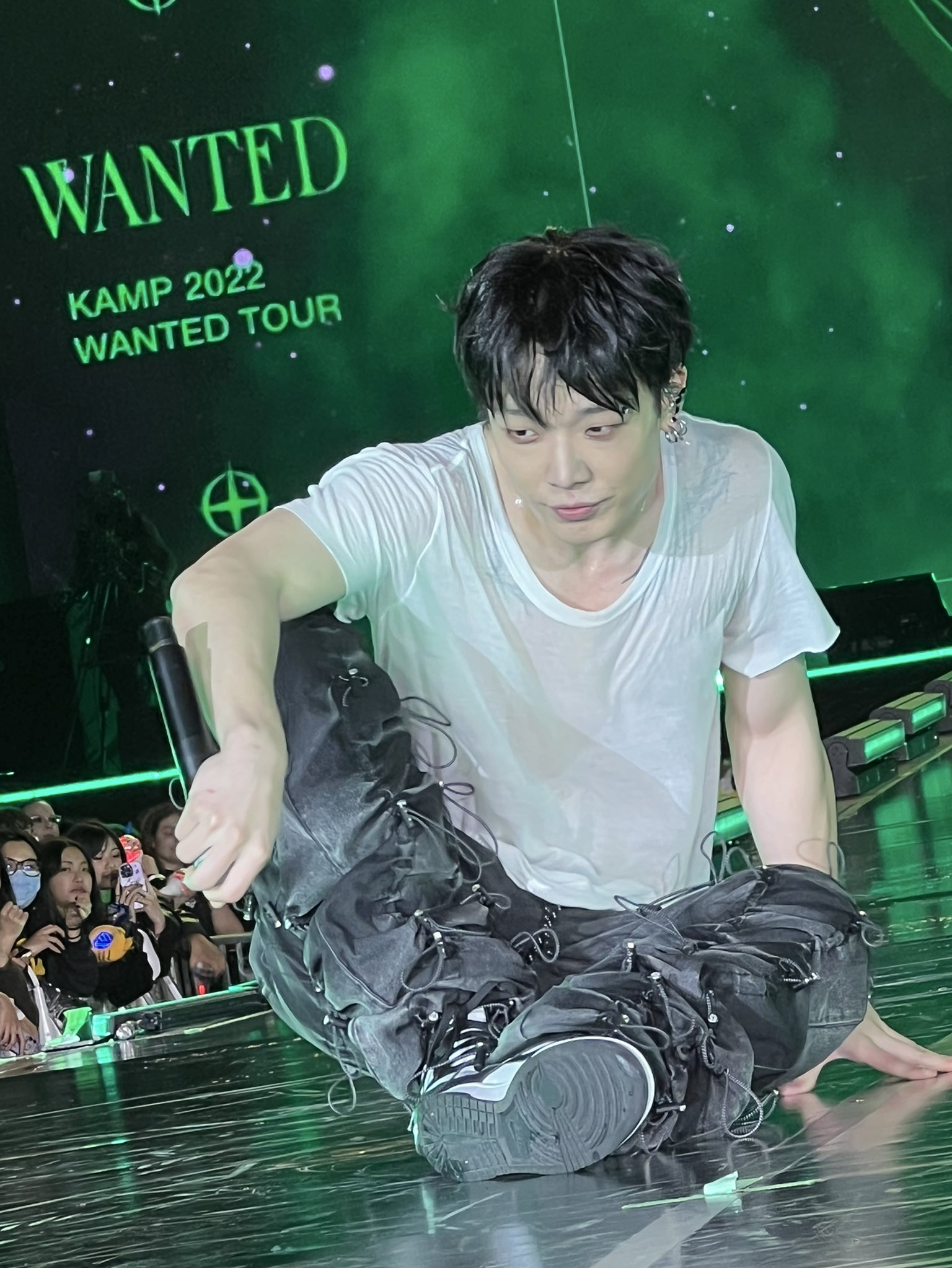 Recent activity shot of BOBBY (iKON)