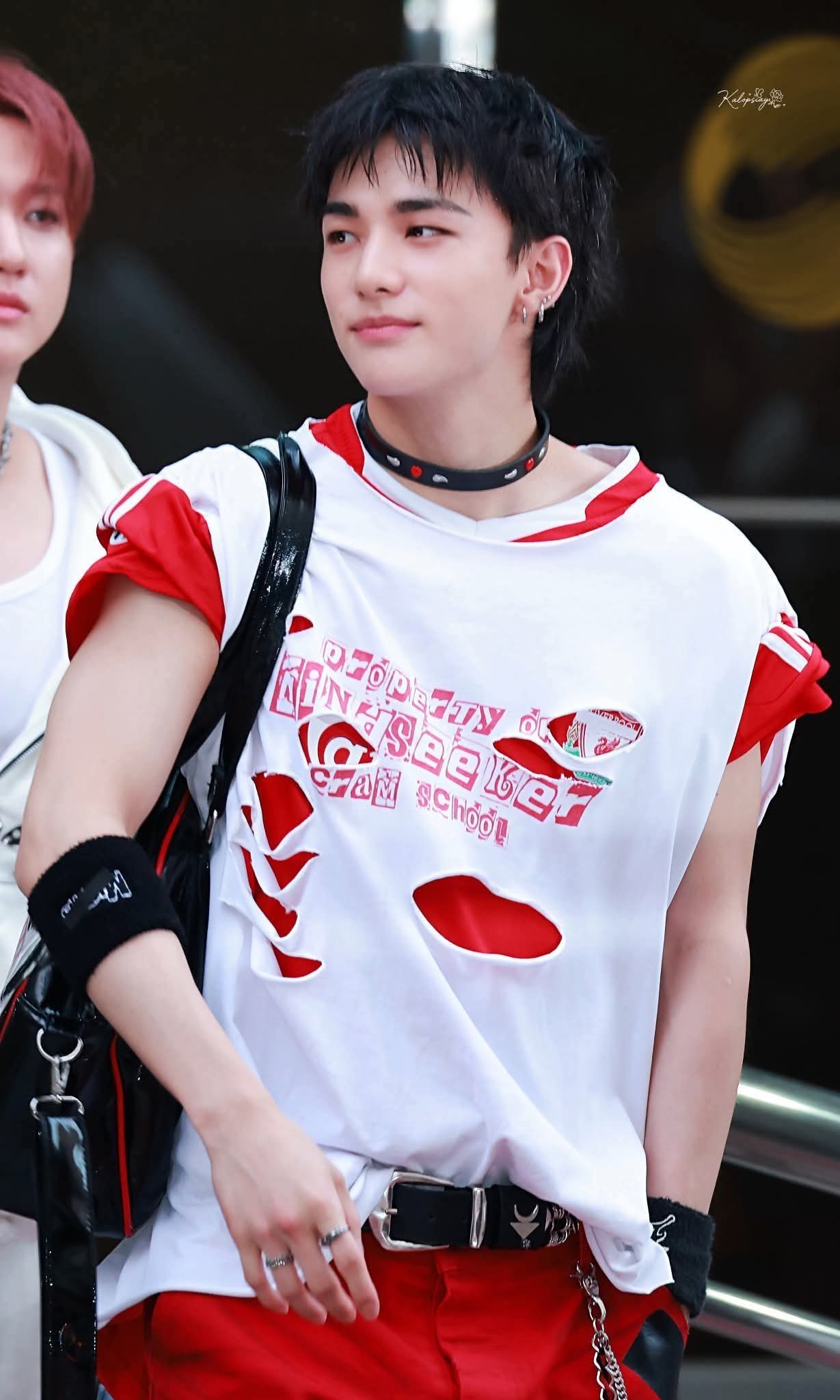 Today's most popular wallpaper in the Hyunjin (Stray Kids) community