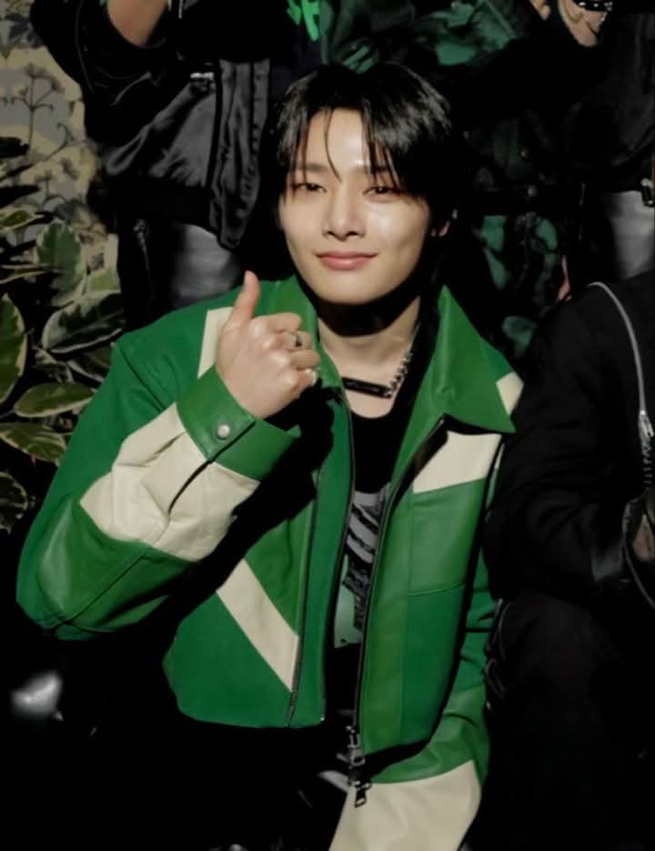 Behind-the-scenes cut of I.N (Stray Kids)