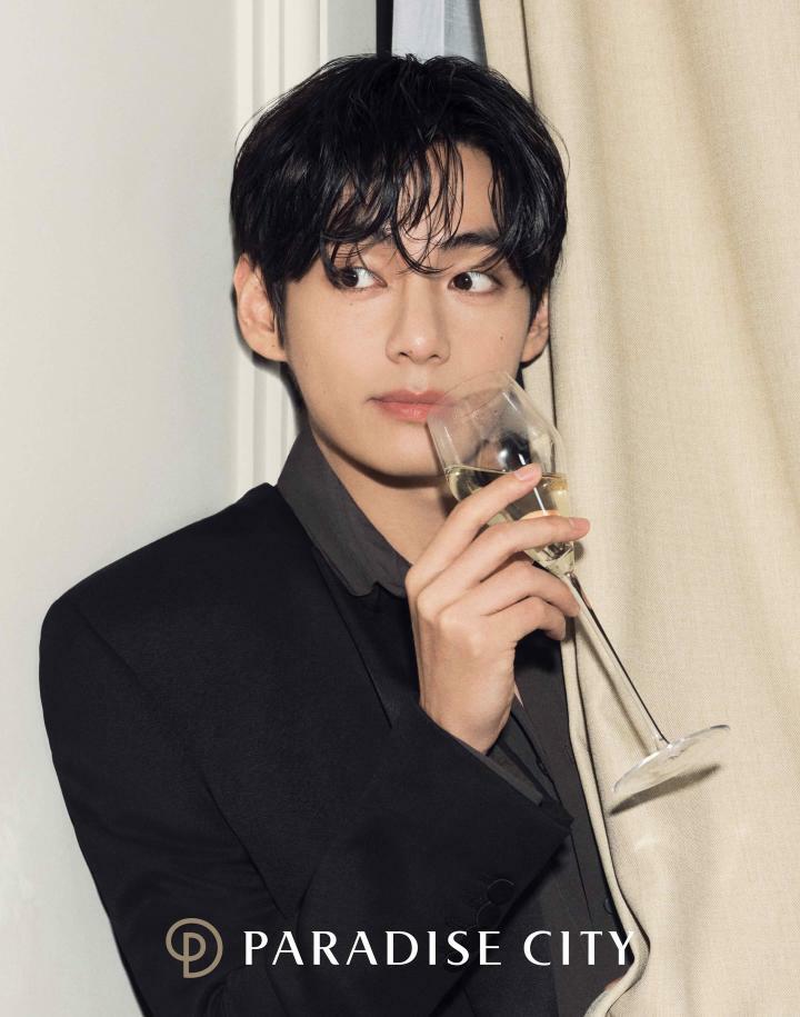 V (防彈少年團)粉絲拍下的瞬間